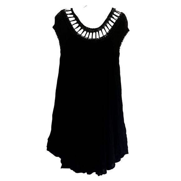 Free People black crochet trim sleeveless boho mini dress size XS rayon - Picture 3 of 7